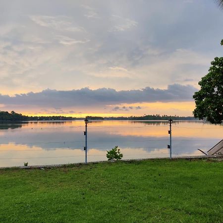 Appartamento Wind &Waves Kollam Esterno foto